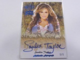 15 BW DAISY DUKEZ SANDRA TAYLOR AUTO #D 5/5