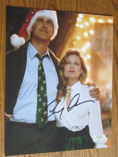 CHEVY CHASE "NATIONAL LAMPOONS CHRISTMAS VACATION " AUTOGRAPHED 8X10 PHOTO HERITAGE CERTIFIED COA