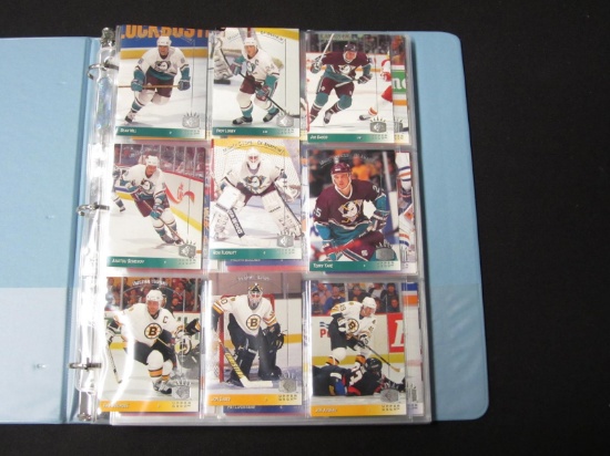 BINDER OF HOCKEY CARDS UPPER DECK SP