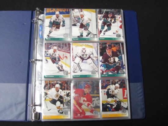 BINDER OF HOCKEY CARDS UPPER DECK SP