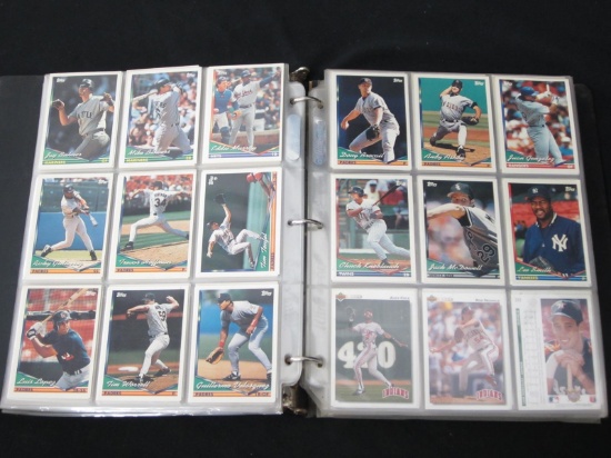 BINDER OF BASEBALL CARDS VARIOUS YEARS BRANDS COLLECTION