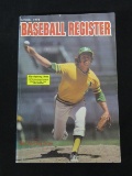 RARE THE SPORTING NEWS OFFICIAL 1975 BASEBALL REGISTER BOOK