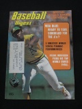 VIINTAGE BASEBALL DIGEST OCTOBER 1975 VIDA BLUE OAKLAND ATHLETICS
