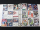 BINDER OF FOOTBALL / BASKETBALL CARDS
