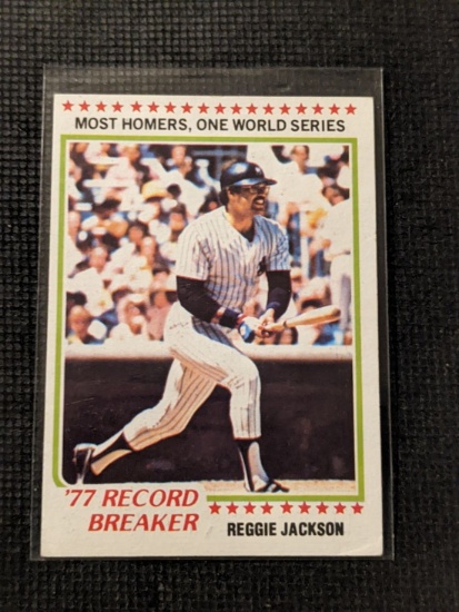 1978 Topps Reggie Jackson #7 New York Yankees '77 Record Breaker Most Homers
