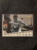 1994 Upper Deck Baseball Heroes # 64 Mickey Mantle Insert