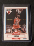 1990-91 Fleer #26 MICHAEL JORDAN Chicago Bulls Basketball