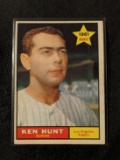1961 Topps Baseball Card #156 Ken Hunt