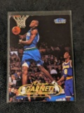 KEVIN GARNETT MINNESOTA TIMBERWOLVES FLEER TRADITION 1998-99 #100  w - Kobe Bryant