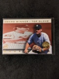 1995 FLEER ULTRA AWARD WINNER TOP GLOVE WADE BOGGS #4 OF 25 New York Yankees Boston Red Sox