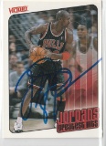 MICHAEL JORDAN AUTOGRAPHED CARD WITH COA