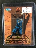 1999-00 FLEER TRADITION KEVIN GARNETT MASTERS OF THE HARDWOOD HOLOFOIL BV $$