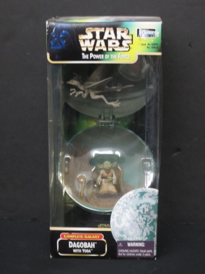 Star Wars Power of The Force Dagobah with Yoda New Complete Galaxy Figure