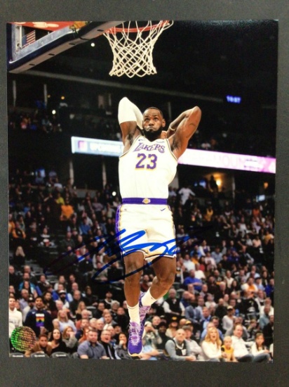 LEBRON JAMES SIGNED 8X10 PHOTO WITH IN PERSON COA LAKERS