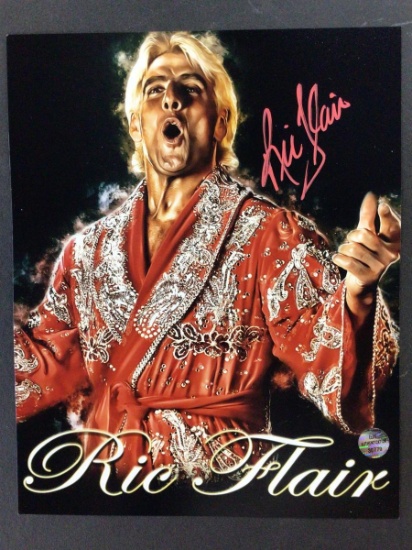 RIC FLAIR SIGNED 8X10 PHOTO WITH ELITE COA