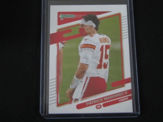 2021 DONRUSS PATRICK MAHOMES MASK VARIATION CHIEFS