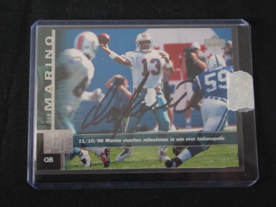 DAN MARINO SIGNED TRADING CARD WITH RED CARPET COA DOLPHINS
