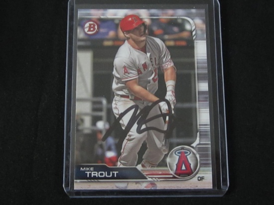 MIKE TROUT SIGNED TRADING CARD WITH PRO CERT COA ANGELS