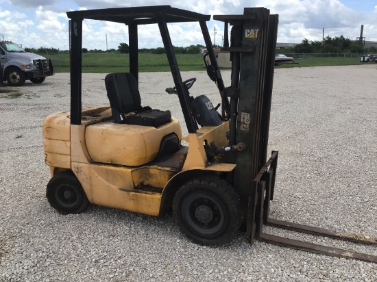 1998 Caterpillar DP25