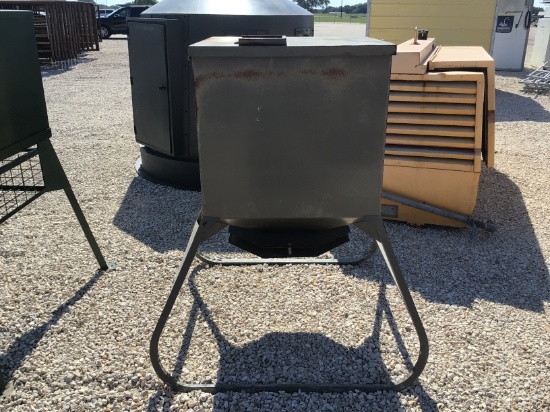 Deer Feeder