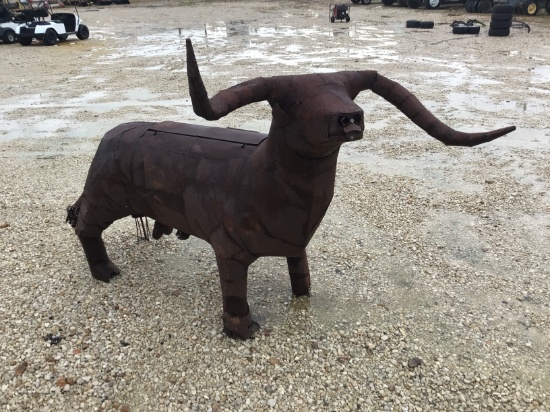 Bull BBQ Pit