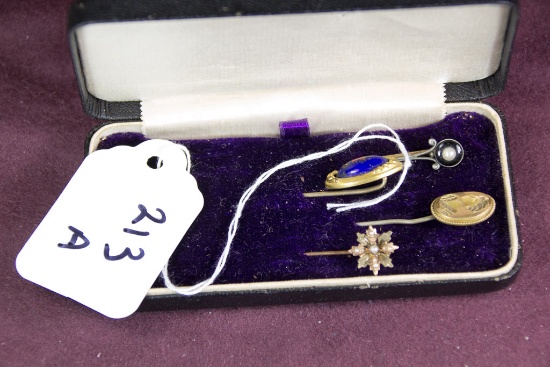 Victorian Stickpin Case with FOUR nice pins
