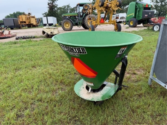 Frontier SS1067B 3pt Spreader