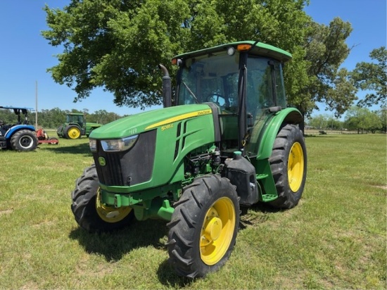 John Deere 5085E