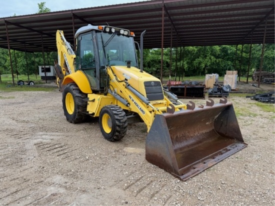 New Holland B95 Backhoe