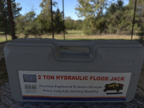 CamCo 2-Ton Hydraulic Floor Jack