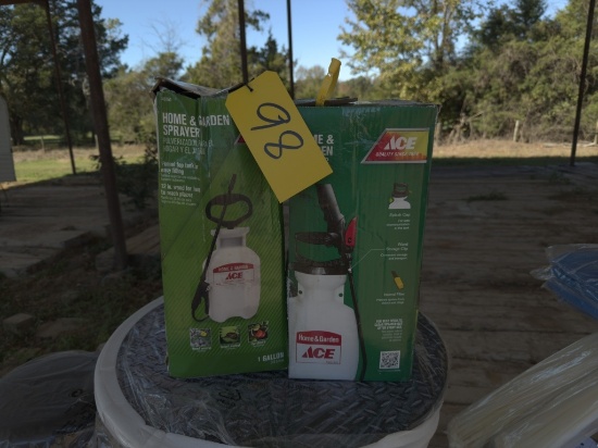 1 Gallon Ace Hardware Hand Sprayers