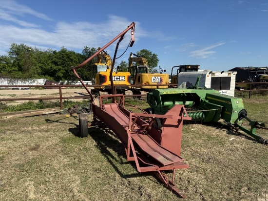 Square Bale Unloader