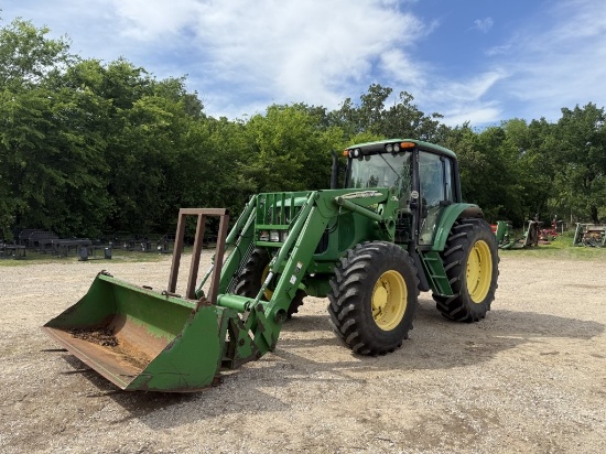 2003 John Deere 7220
