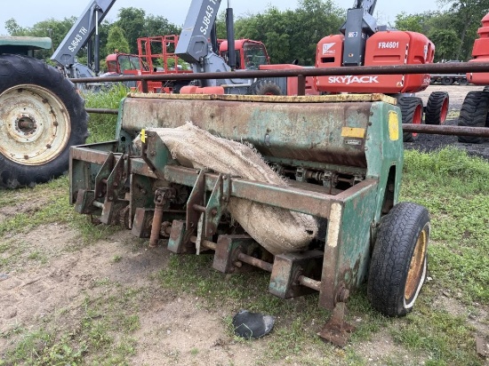 John Deere 1500 No-Till Drill