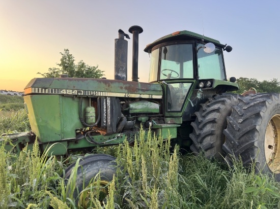 John Deere 4840