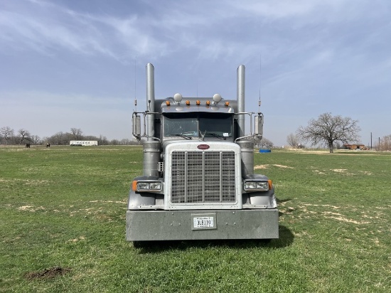 2006 Peterbilt 379 Sleeper Cab