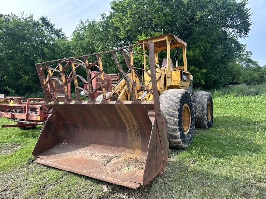 John Deere 644A Front End Loader
