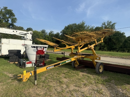 Vermeer VR1022 Butterfly Hay Rake