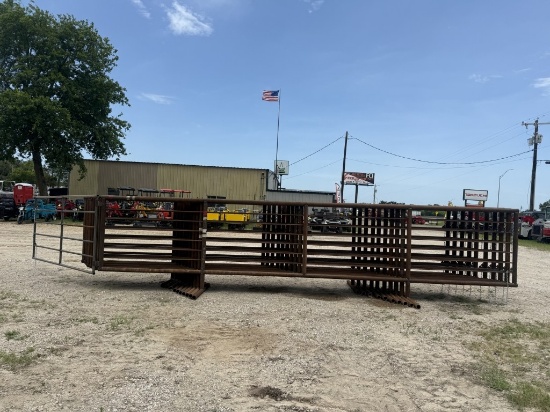 24ft Free Standing Panels w/ Gate! (10)