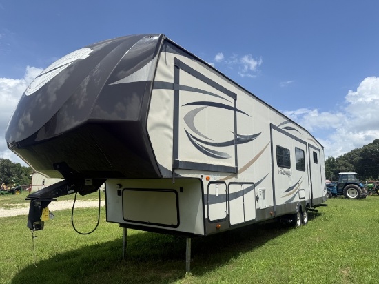 Salem Hemisphere Lite Gooseneck Camper