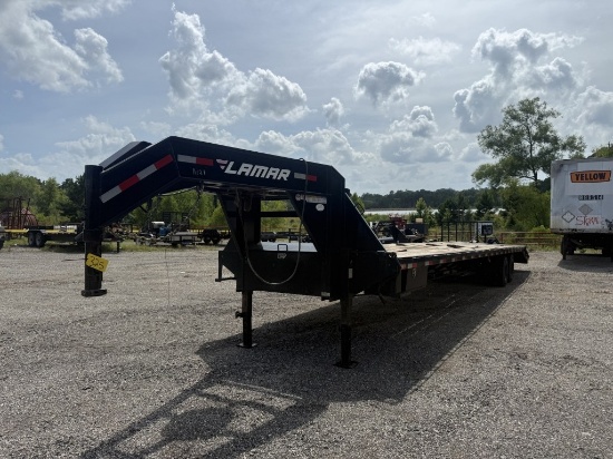 2021 Lamar 40 ft Gooseneck Trailer