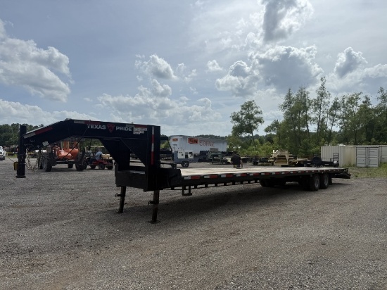 2025 Texas Pride 40 ft Trailer