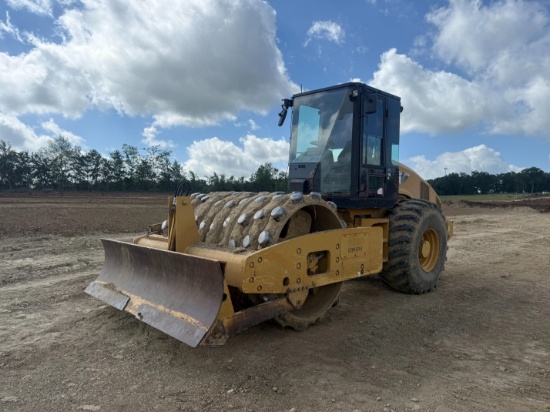 2012 Caterpillar CP56Sheepsfoot Roller