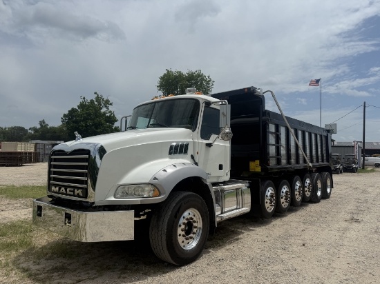 2013 Mack Granite 23yd Dump Truck