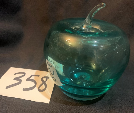 vintage BLENKO hand blown Art Glass paperweight BLUE/AQUA colore Apple Shaped LARGE!  5" tall