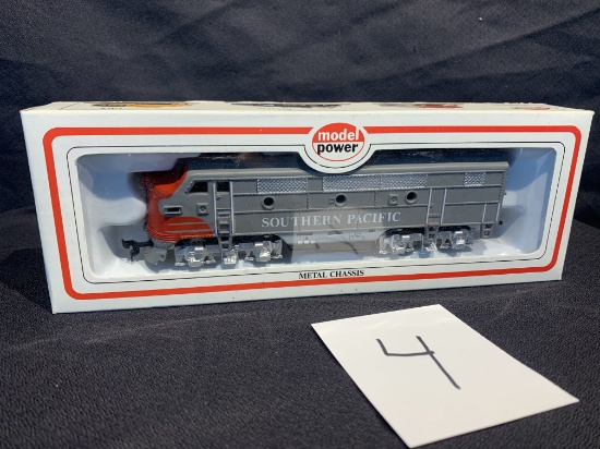 Southern Pacific Model Power F2 Loco 8 Wheel Drive Up No. 6812 Sp Daylight Train