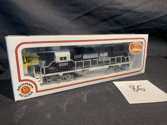 Norfolk Southern Bachmann Ho Scale Diesel Locomotive No. 61241