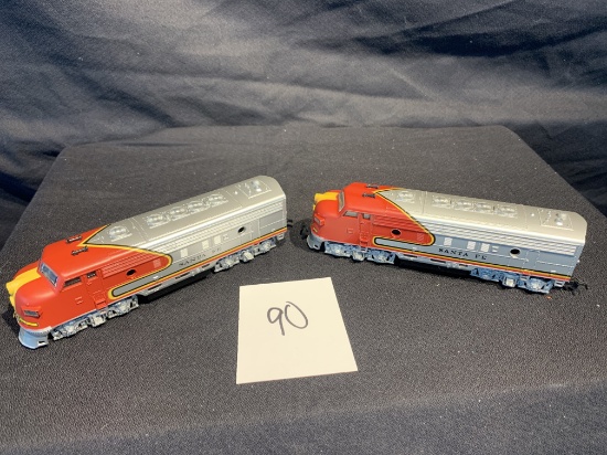 Pair Of Sante Fe Ho Scale Locomotives A And B Excellent Condition