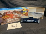Montana Rail Link Wide Vision Caboose Athearn Ho Scale In Original Box