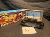 Athearn Ho Scale E. J. & E. Chicago Outer Belt Line Hopper Car In Original Box